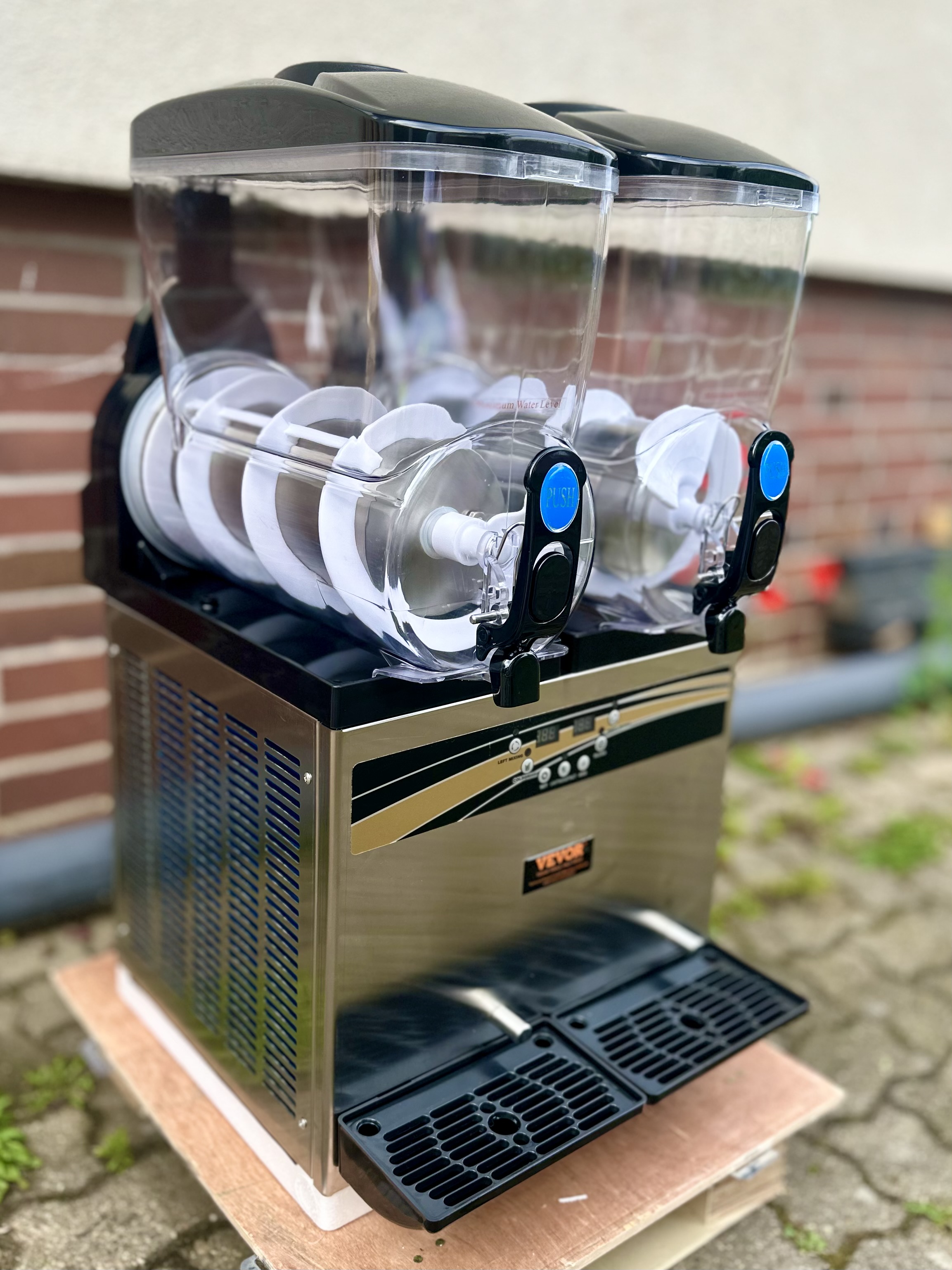 Slusheismaschine 2Tanks Vermietung Verleih